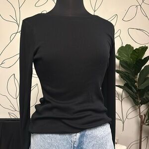 Ribbed Black Longsleeve Shirt
